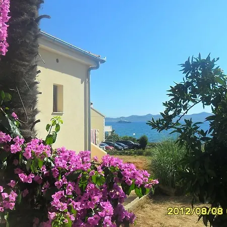 Nada Διαμέρισμα *