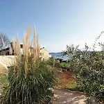 Nada *
