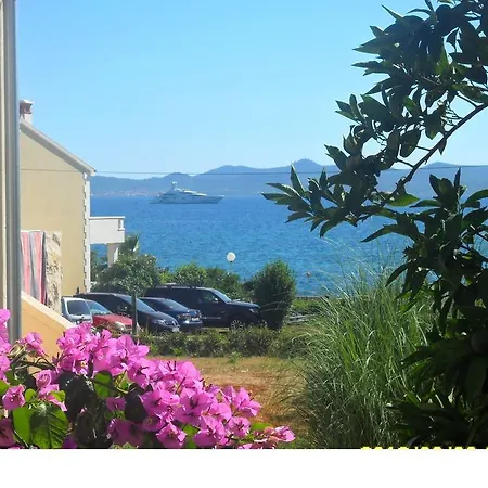 Nada 公寓 扎达尔